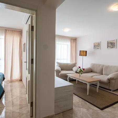 Apartmán Antik Balčik