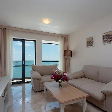 Апартаменты Antik *