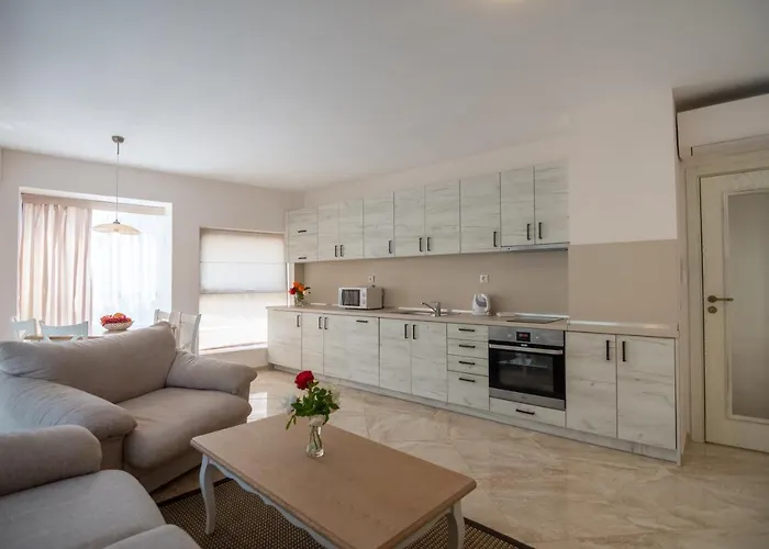 Antik Апартамент